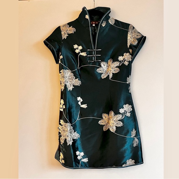 BRAND NEW ASIAN EMBROIDERED TUNIC TOP - Picture 1 of 16